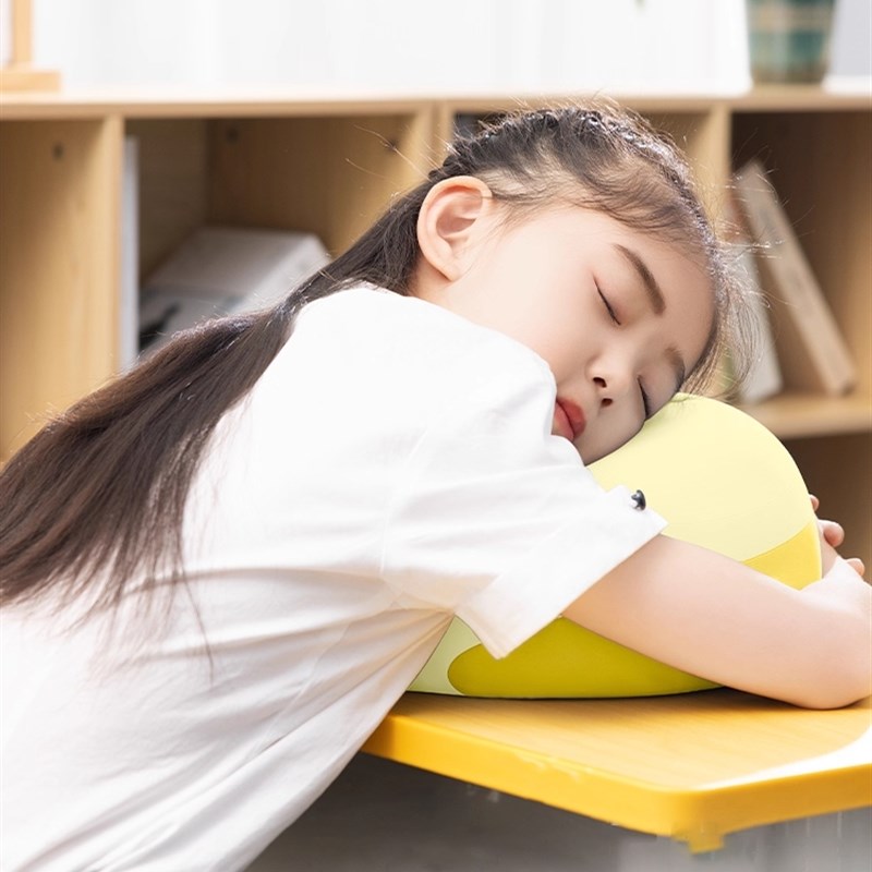 儿童午睡枕小学生专用趴睡枕桌子午休睡觉K神器夏季趴趴枕抱枕仰