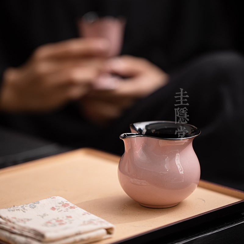 圭隐堂粉色陶瓷公道杯女士专用泡茶杯家用L公杯分茶器匀茶杯茶海