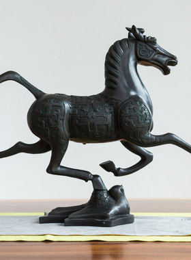 马踏飞燕摆件铜制马摆件工艺品家居客厅摆设装饰品铜奔马马到成功