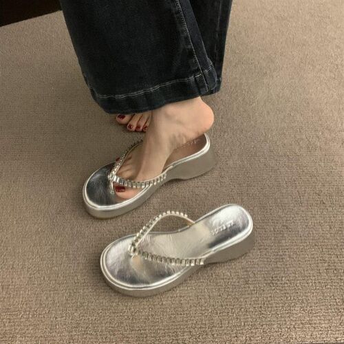 女士拖鞋女夏季外穿高级感厚底增高人字拖夹脚凉拖仙女海边沙滩鞋