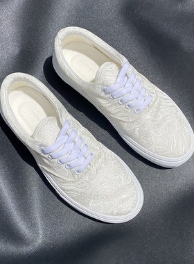 2025夏季新款大码男鞋4748滑板鞋男情侣鞋子男帆布鞋男款白色单鞋