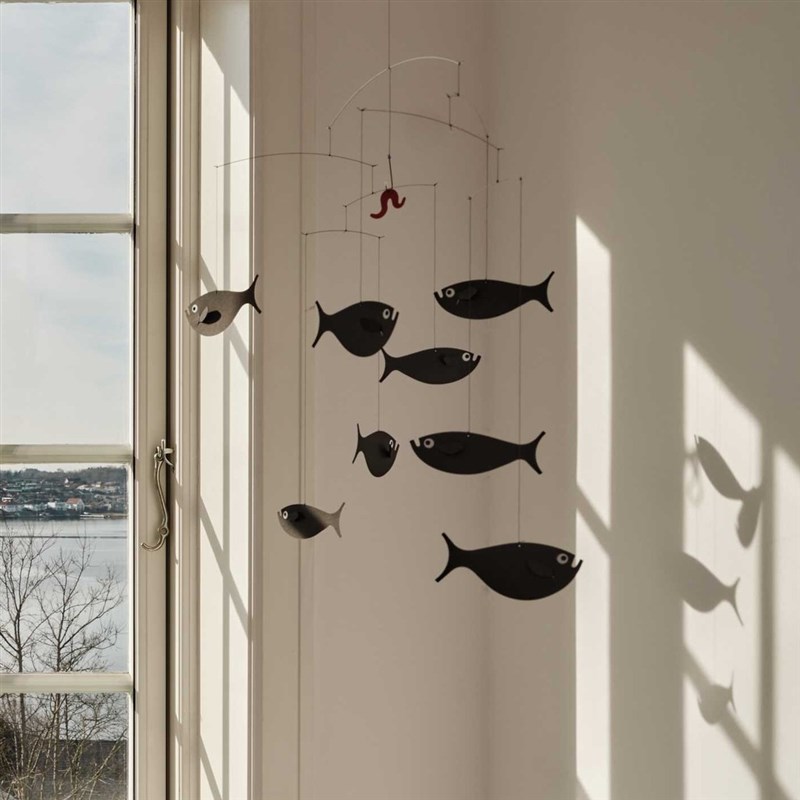 小鱼吃虫虫儿童房装饰动态平衡空中吊饰新生儿黑白卡视觉追视床铃