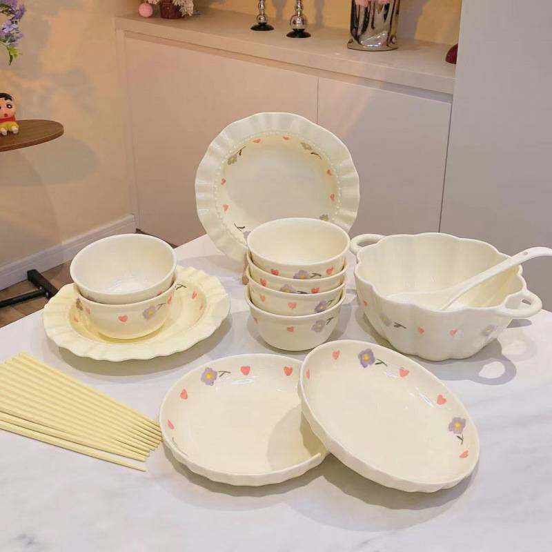 家用陶瓷釉下彩奶油碗盘风6人食饭碗菜盘套装勺子紫藤花学生餐具