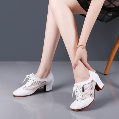 新款夏季拉丁舞鞋超迁女成人中高跟软底水兵舞网面广场舞蹈鞋