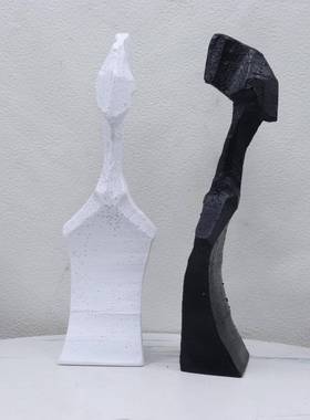 现代极简黑色树脂摆件抽象火柴人摆物树小件样板间别软墅玄关桌面