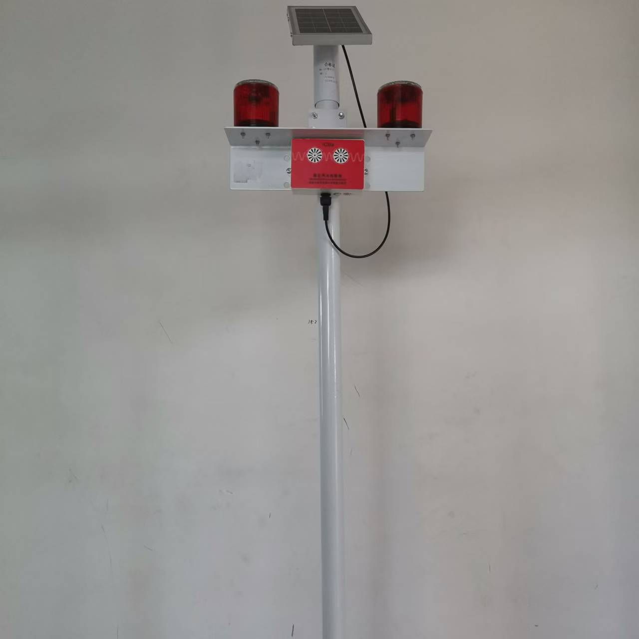语音警示灯太阳能工地修路高压线塔声音危险提示工地安全设备