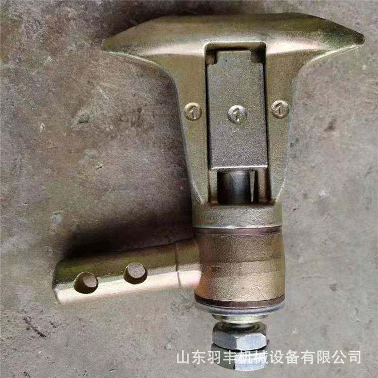 羽丰牌矿用吊椅抱索器 游乐缆车卡簧式抱索器 卡箍式滑道配件