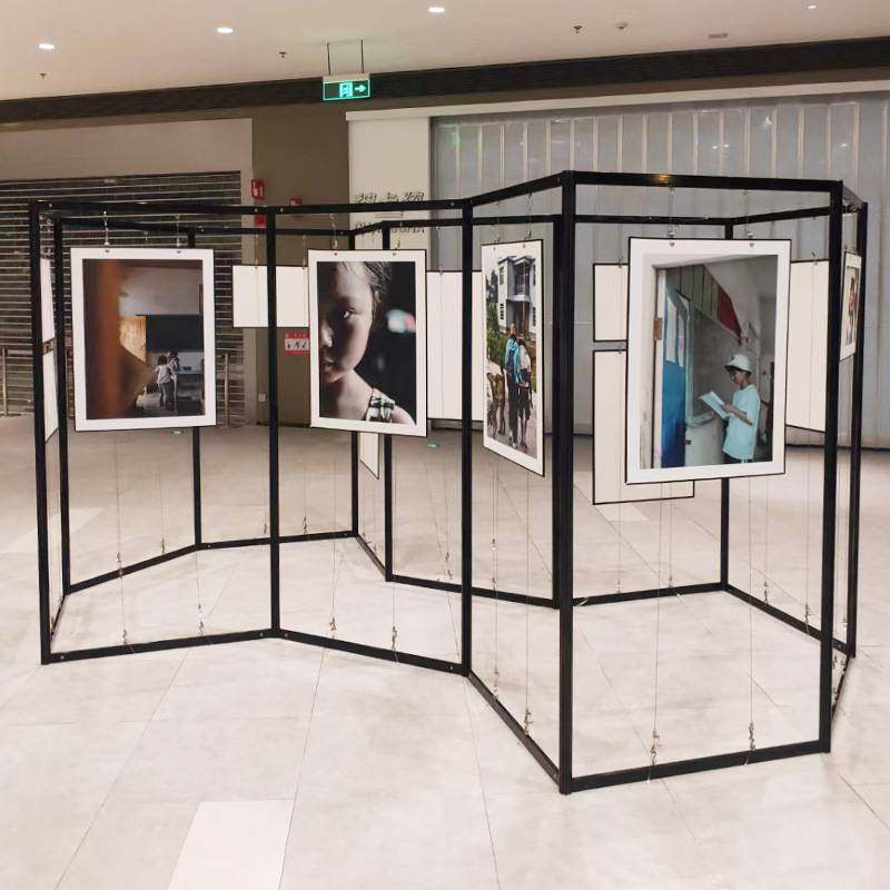 户外八棱柱屏风展板美术作品挂画展览架摄影作品可折叠书画展板