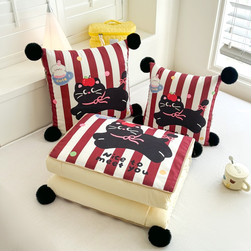 可爱卡通毛球抱枕被子两t用办公室午睡毯空调被车载枕头靠二合一