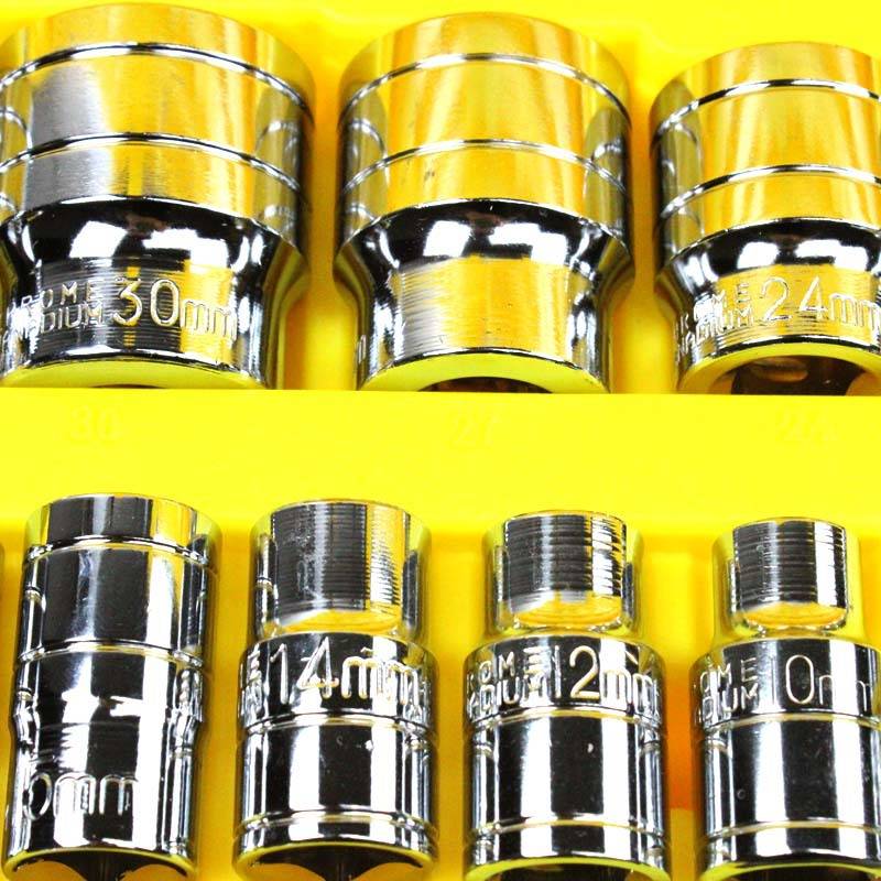 厂家货源镜面铬钒钢套筒扳手家用维修工具机修汽修套筒32件套组套
