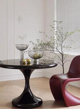 家用餐椅可叠放简约设计师洽谈红塑料椅靠凳背EGF椅网潘东梳妆子