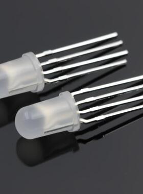 F5/5MM圆XYW全彩RGBE间距1.54mm灯珠头直式LD灯珠红绿蓝光定插制