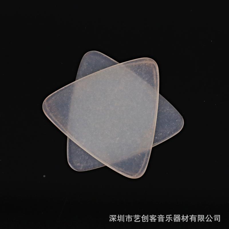 刘洪拨片中阮拨片柳琴弹雨片淡色大小ZCN阮拨片防滑磨黄砂斜边