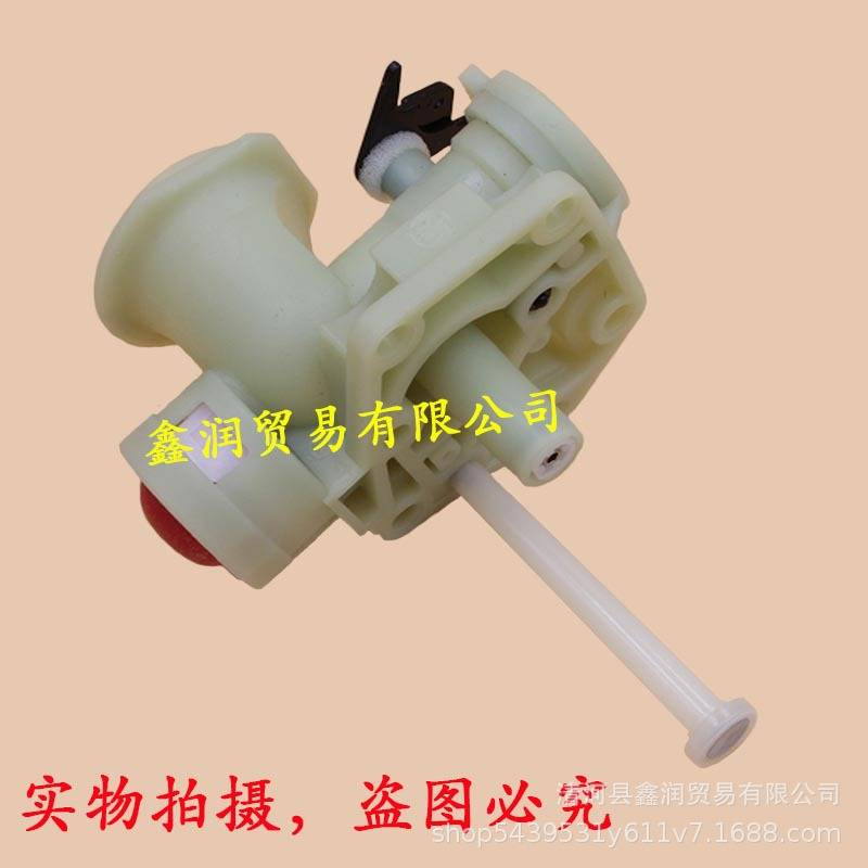 百力通BS4HP草坪机原装化油器158cc割草机化油器4马力化油器配件