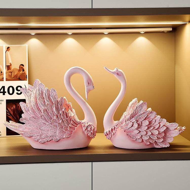 欧美风饰格树脂工QKD970艺品摆创设意情侣天架鹅酒摆件酒柜电视柜