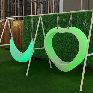 L阳ED宿户外游秋乐场商场装 秋千饰太能网红发光月牙秋千休闲民月