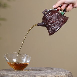 爆款分销宜兴紫砂壶匠人手工制作原矿古铜乌泥大容量锤纹龙钟茶壶