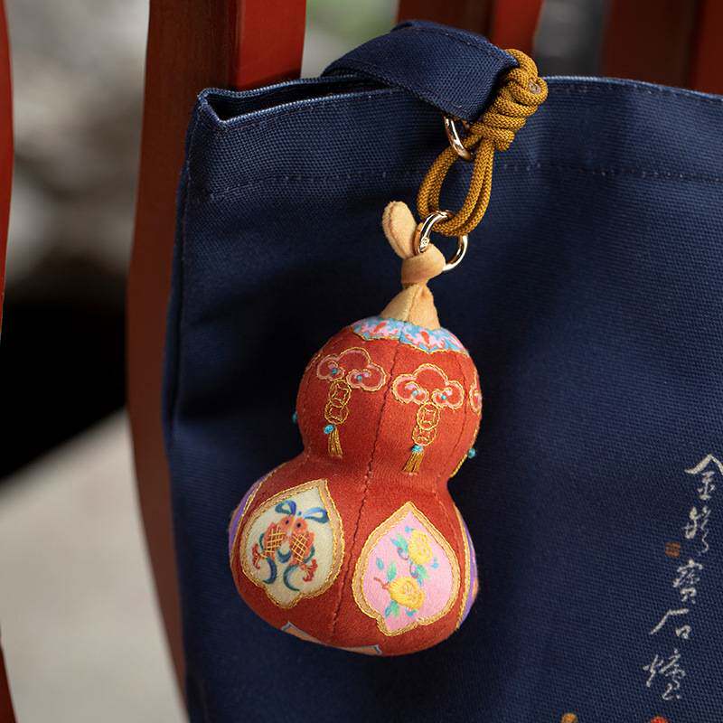 葫芦刺绣手工材料包国风福禄蛇香囊包饰品随身平安符挂件
