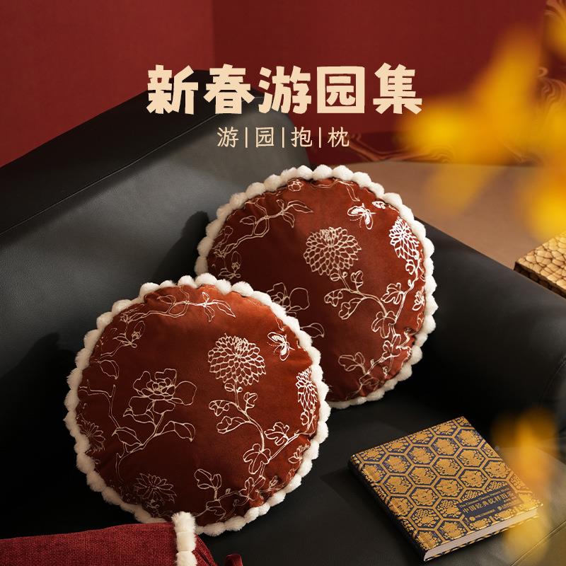 龙年婚庆婚喜庆刺抱枕绣新中式红色沙客发游园抱枕腰靠厅沙发结靠