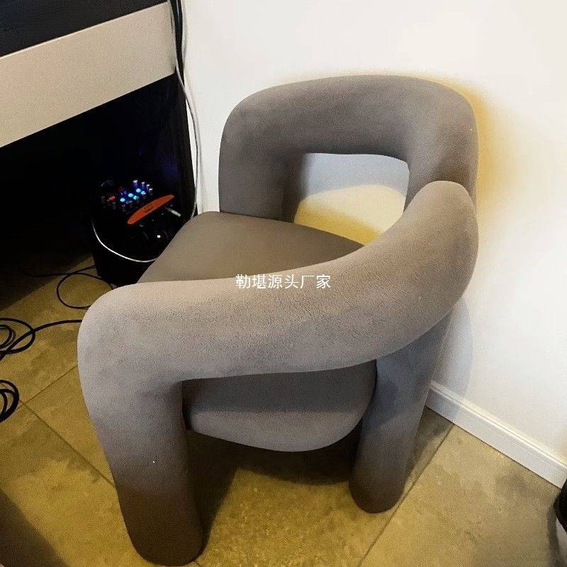 简约奶油风化妆椅家用梳妆凳美甲店椅子简约感卧室单人休闲餐椅