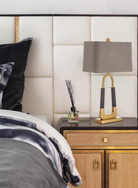 代简约个性卧床头现台灯轻奢创意客厅灯书房样板房台86422装饰室