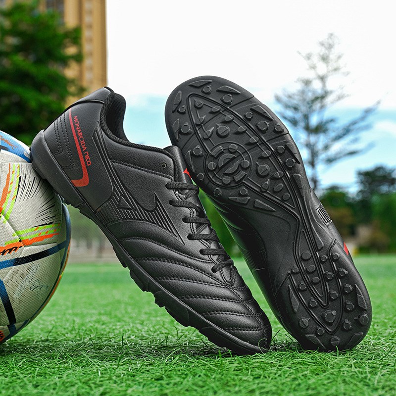足球鞋男低帮足球鞋女碎钉成人训练小学生比赛男童少年足球鞋