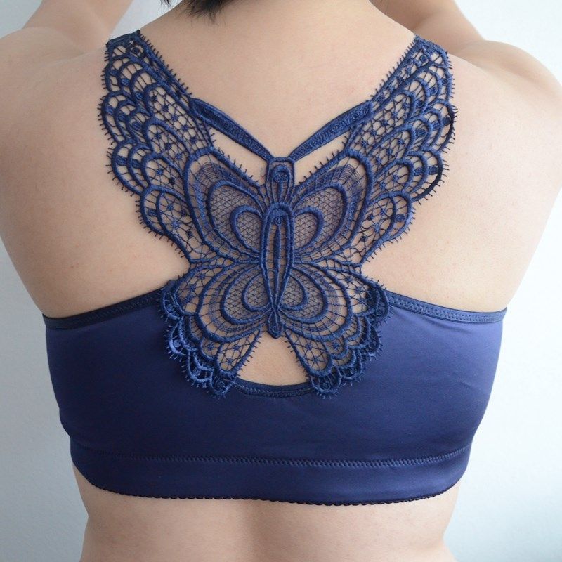 前扣聚拢美背光面无痕大码内衣文胸胖mm200斤无钢圈大胸薄款侧收