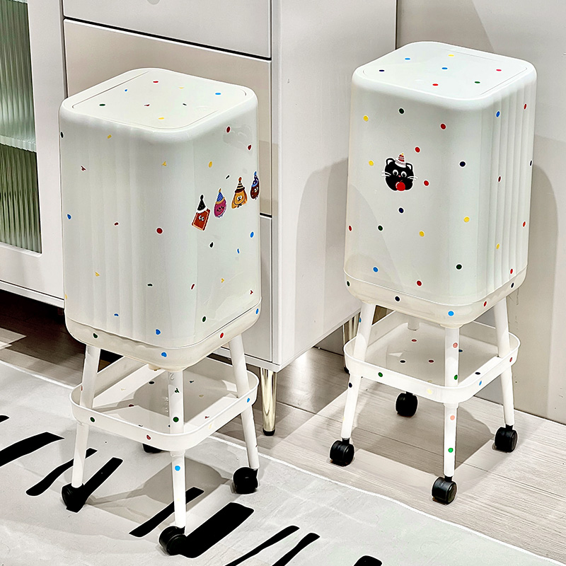 厨房垃圾桶带盖可移动免弯腰