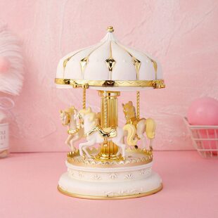 闪灯欧式旋转木马音乐盒上发条八音盒摆件创意儿童生日节日礼物