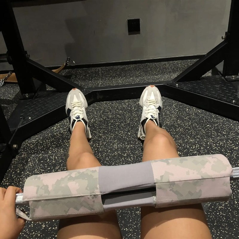 杠铃软包硅胶防滑杠铃护肩垫臀推垫臀冲垫臀桥保护套翘臀神器自粘