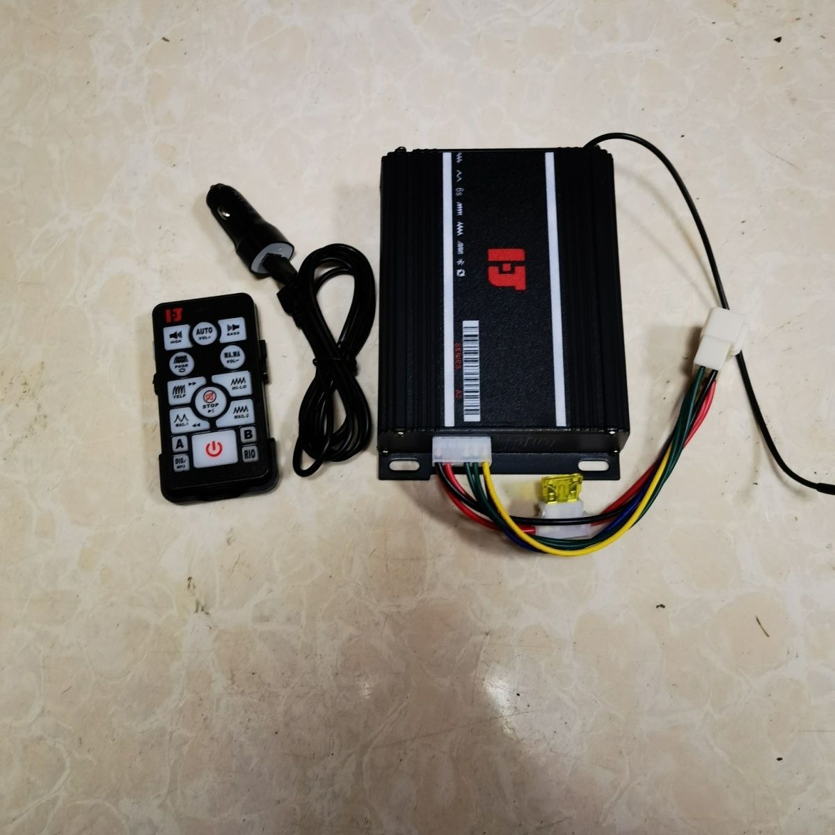 汽车无线警报器通用电压车载无线大功率扬声器消防工程车长排灯控