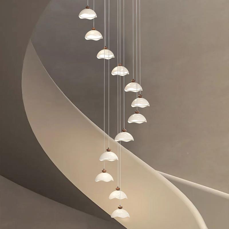 梯奶灯2025新款简约现代大气高级感油风蛋吊壳l663o楼ft复式挑空