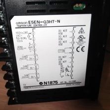 30 R3K0-F1T3TNHE5HL温控器HT KN  Q- -3R3HTKEH0正LQ3T-FL-F3HC