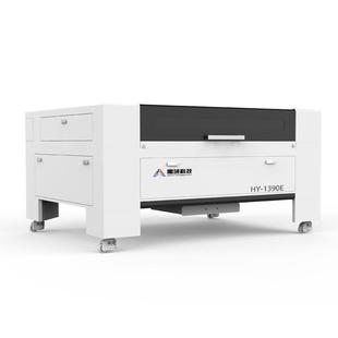 扬州激光刻机布亚克雕力料皮革PNK广告首饰机械徽章机气胸动章机