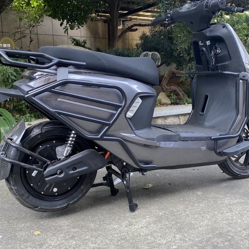 适用台铃K30S加粗全车加厚外卖护杠保险杠货架尾架SK30S改装配件