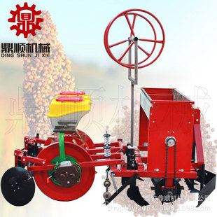 两行四行玉米覆膜精播机四轮车配套多功能谷子花生大豆施肥播种机