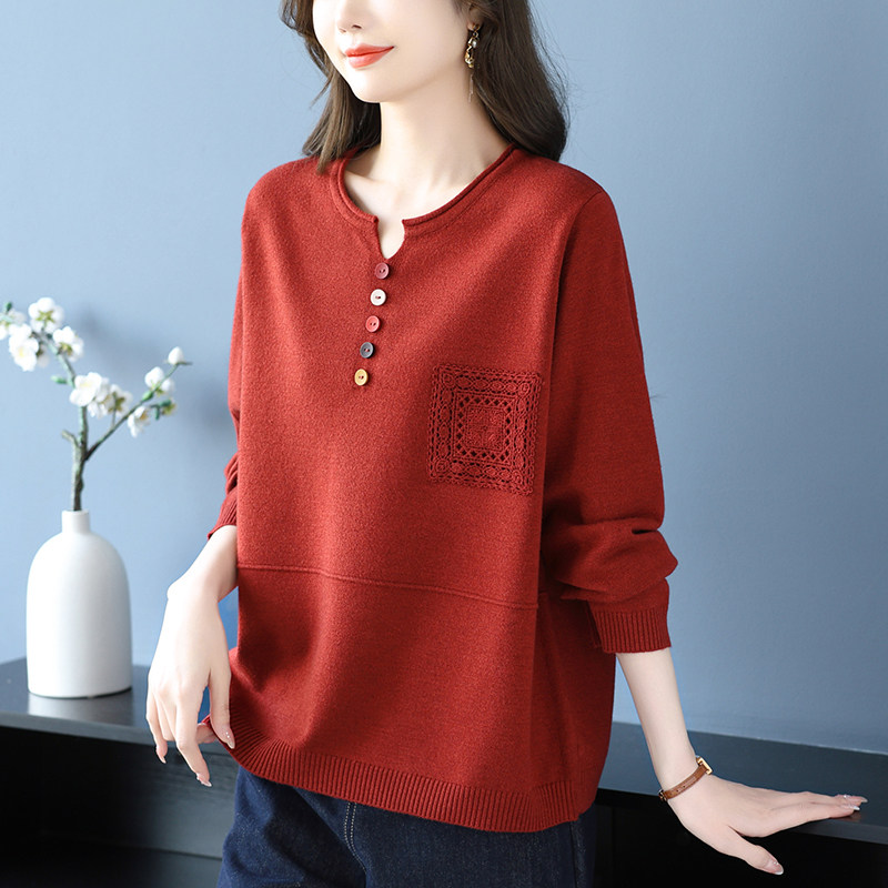 胖妈妈秋冬圆领毛衣女宽松加肥加大码休闲上衣洋气遮肚针织打底衫