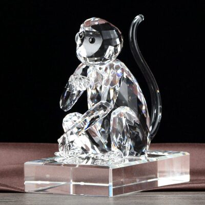 水晶猴子模型定制 金丝猴长臂猿猴猩猩摆件订做 游乐园动物园礼品