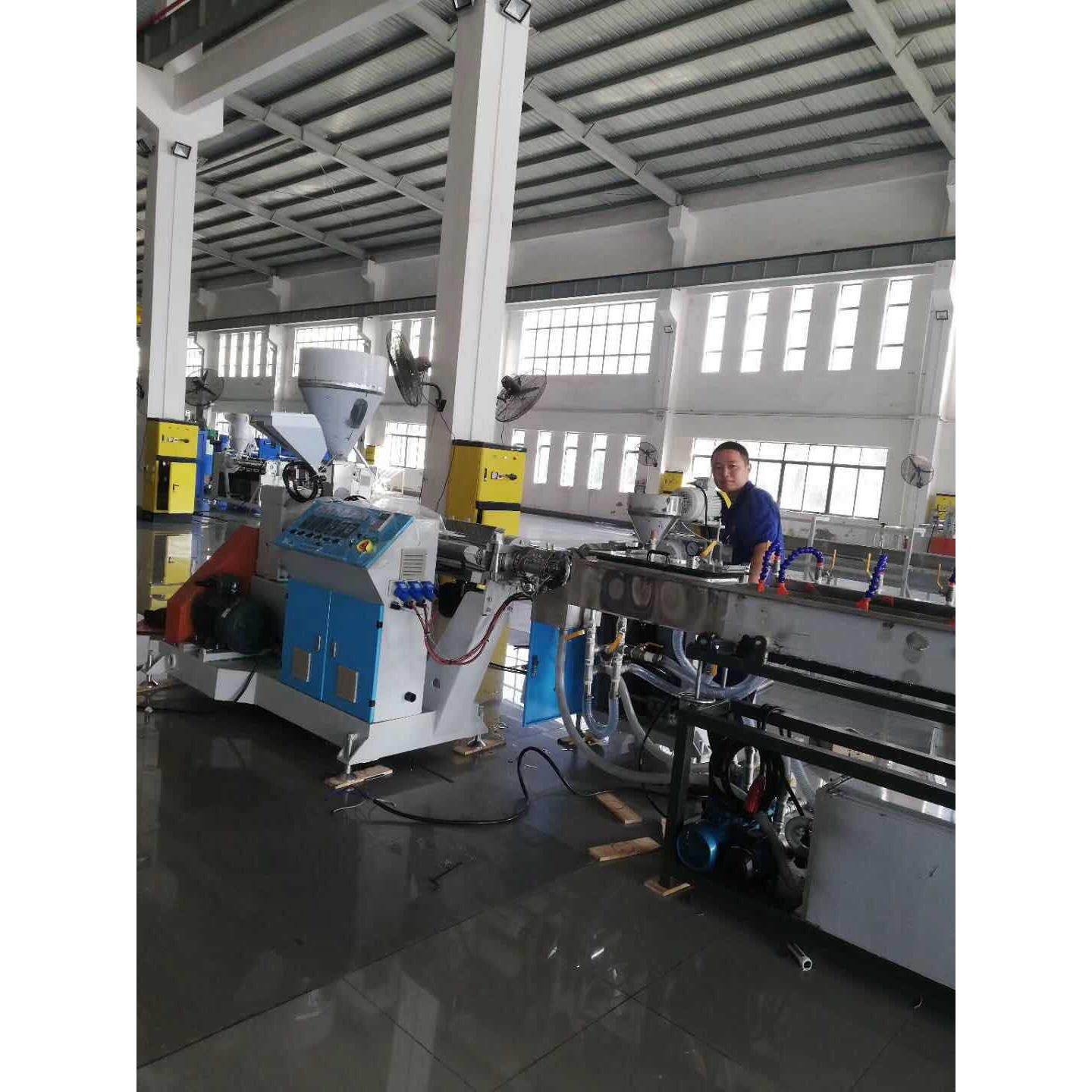 广东燿安供应PVC PU尼龙管编织增强包纱软管机器
