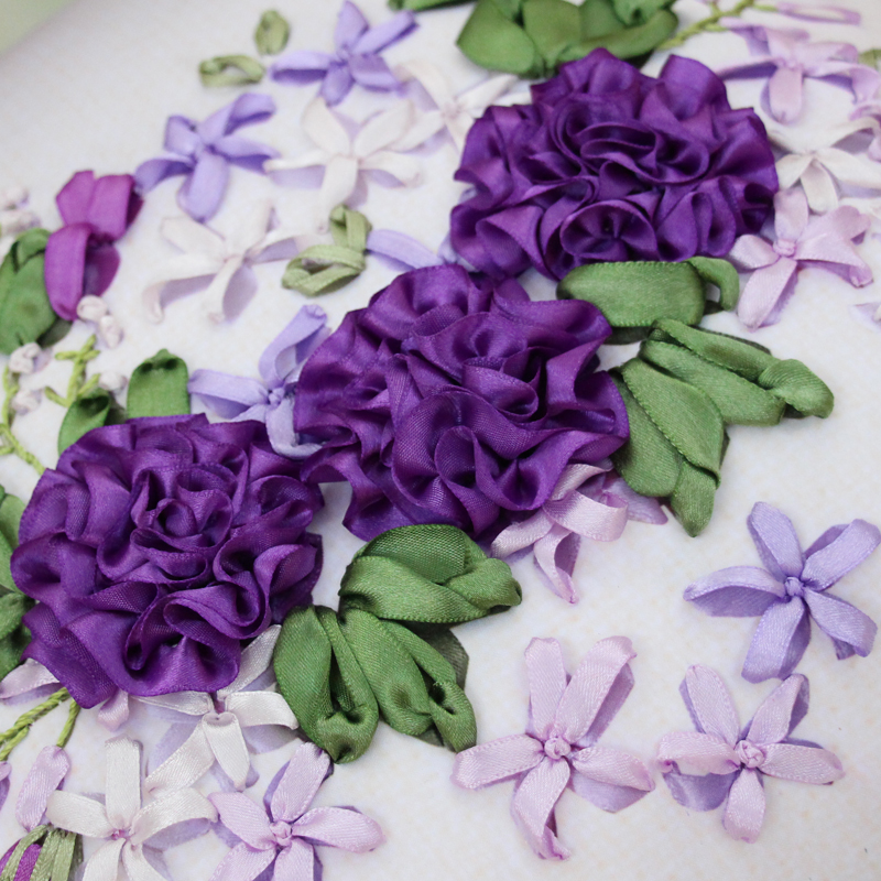 丝带绣抱枕套自绣2021新款立体绣清新花卉手工刺绣diy材料包靠垫