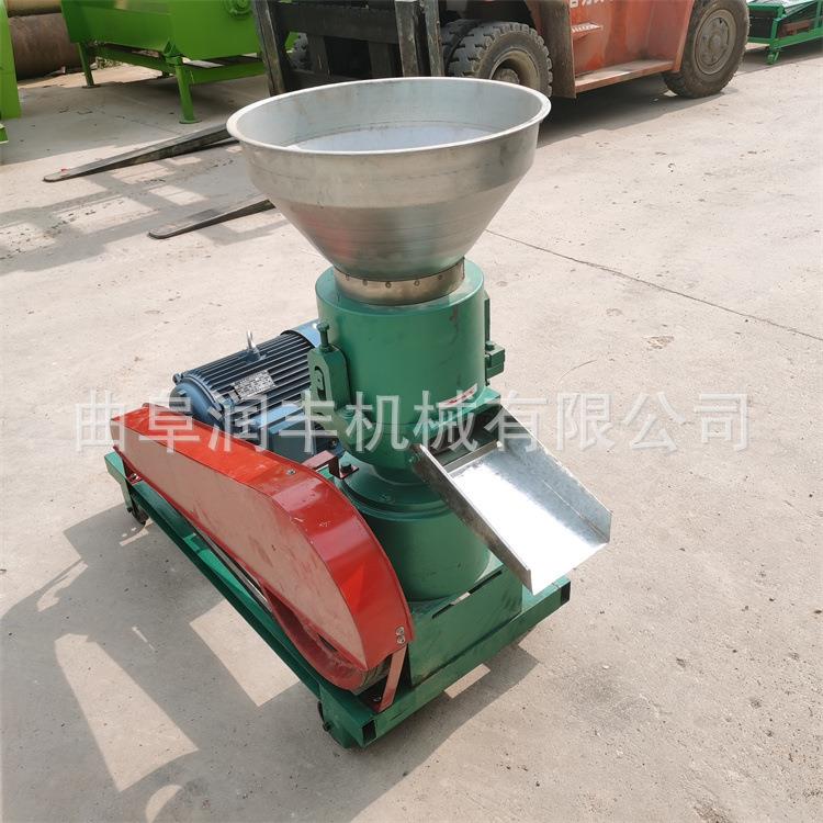 猪牛羊饲料颗粒机平模青储饲草造粒机花生秧秸秆牧草混合制粒机