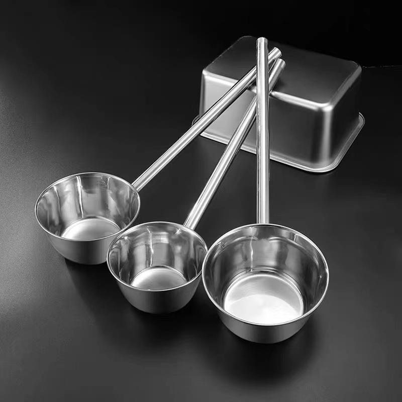 特厚水瓢304不锈钢勺子水舀子厨房E加长柄食堂打粥大汤勺汤瓢水勺