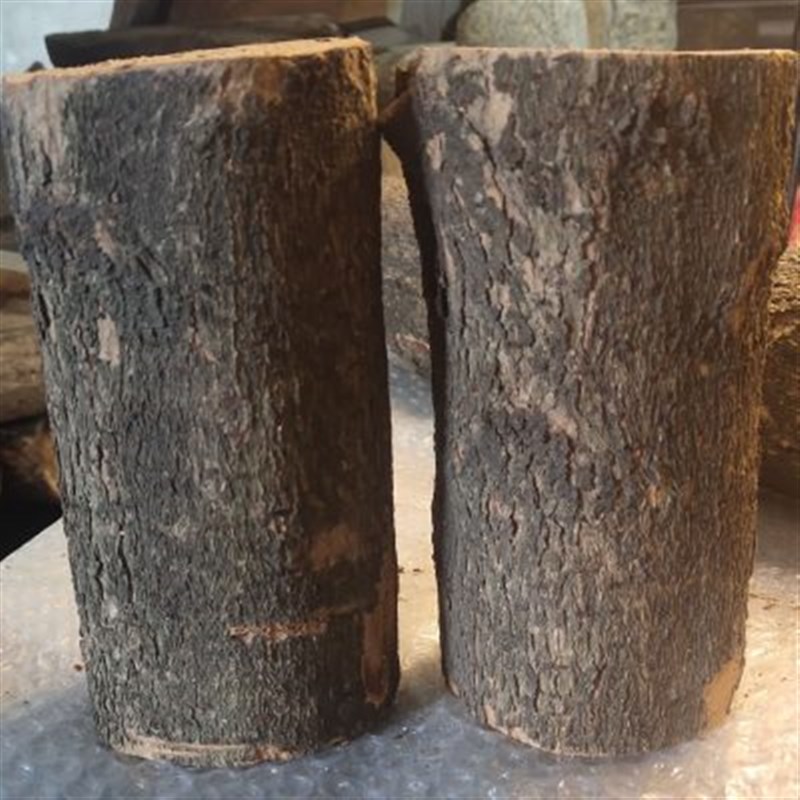 四川小叶金丝h楠木料自带香味圆木小叶桢楠木材原木木棒产地直