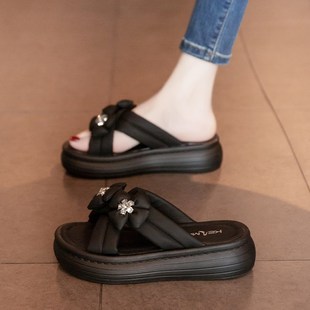 法式绝美厚底凉h拖鞋女夏外穿时尚2025新款仙女风孕妇沙滩一字拖
