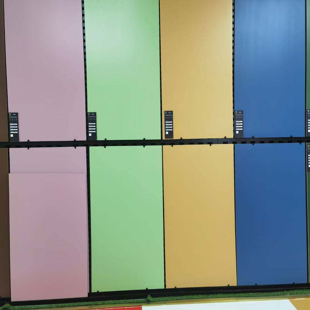 南城北爱彩色深纯色瓷砖幼儿园学校游乐场电竞全瓷哑光防滑墙地砖