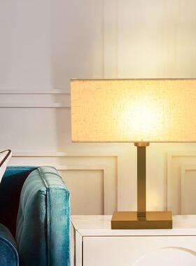 现代美式轻奢台灯用客店厅温卧室书60418房馨布艺床头家台灯酒装