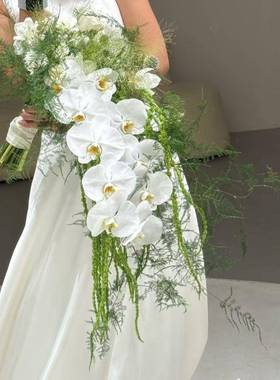 手影捧花瀑布垂jyj86184坠花感新娘花束结婚摄仿真花绿白假面家居