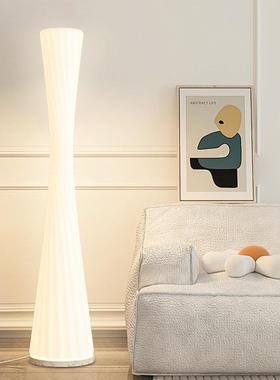 E新落12399奶油风LD小蛮腰5地灯202现代简约客厅沙发旁装饰轻奢氛