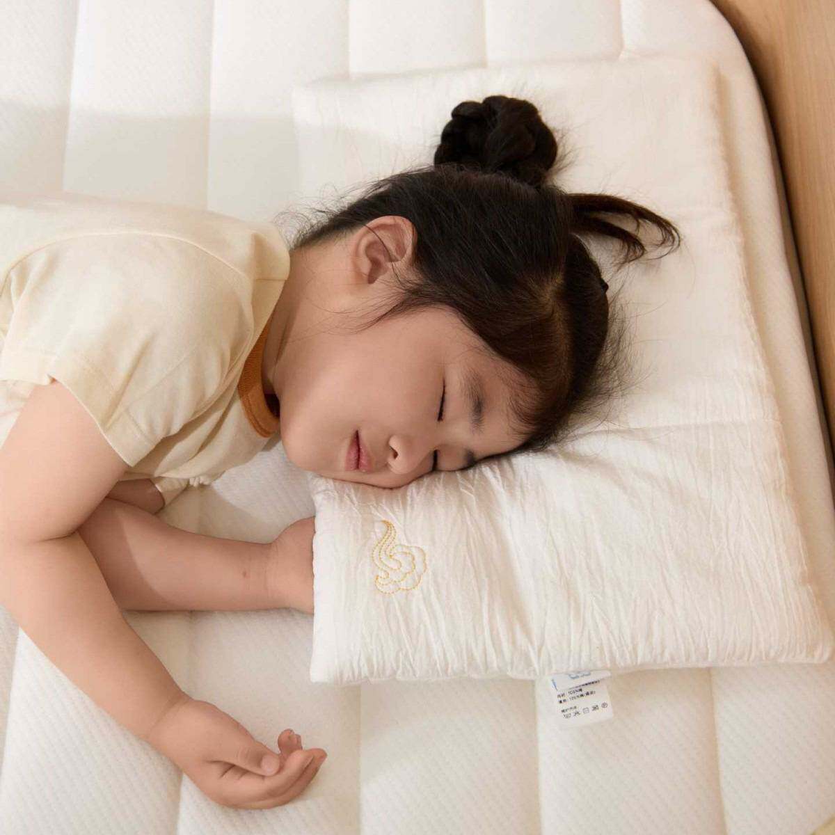 A类新生婴幼儿如意棉花枕低枕芯平枕云片枕吸汗透气可拆卸宝宝枕