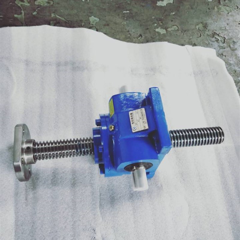 0.8kw JRSS60蜗轮丝杆升降机 同轴式硬齿面升降机